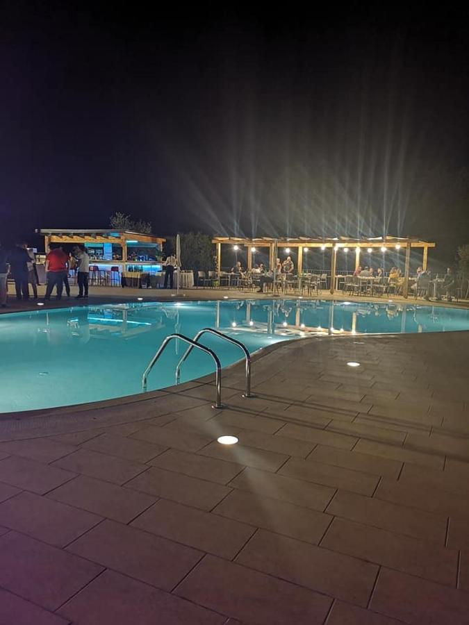 Agriturismo Il Castagneto Padula Luaran gambar