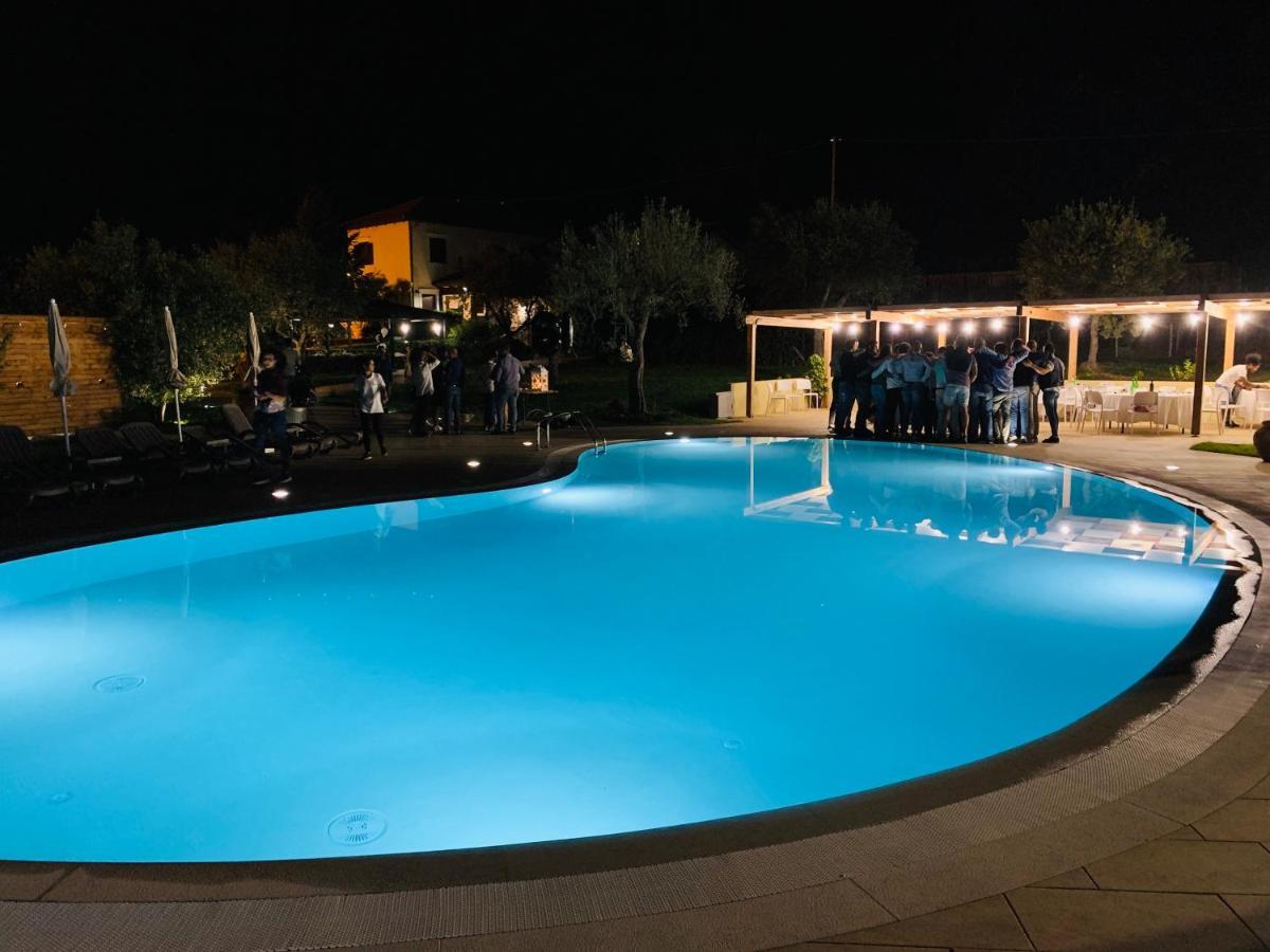 Agriturismo Il Castagneto Padula Luaran gambar