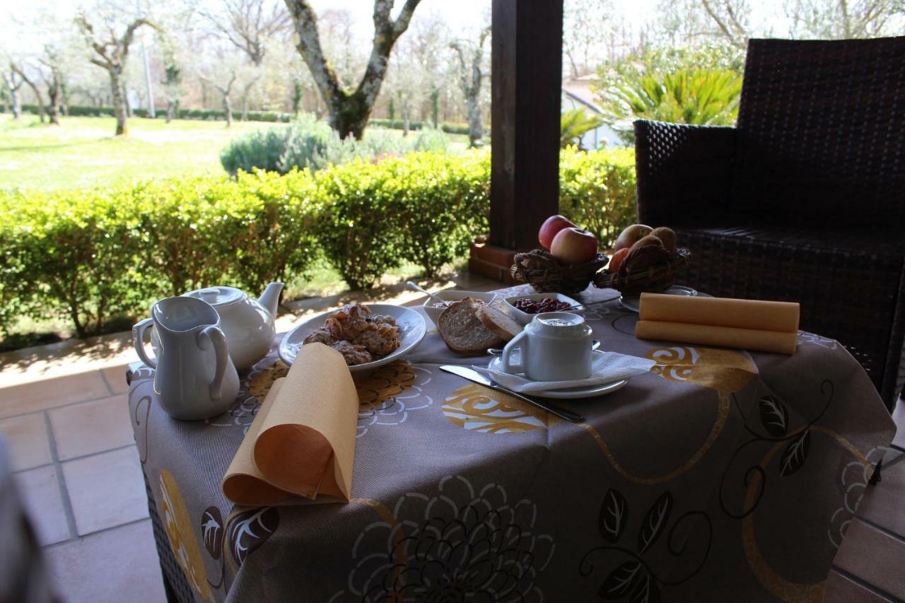 Agriturismo Il Castagneto Padula Luaran gambar