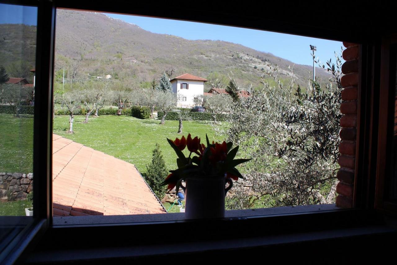 Agriturismo Il Castagneto Padula Luaran gambar