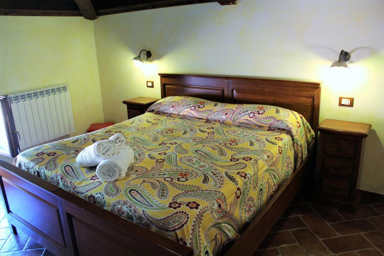 Agriturismo Il Castagneto Padula Luaran gambar